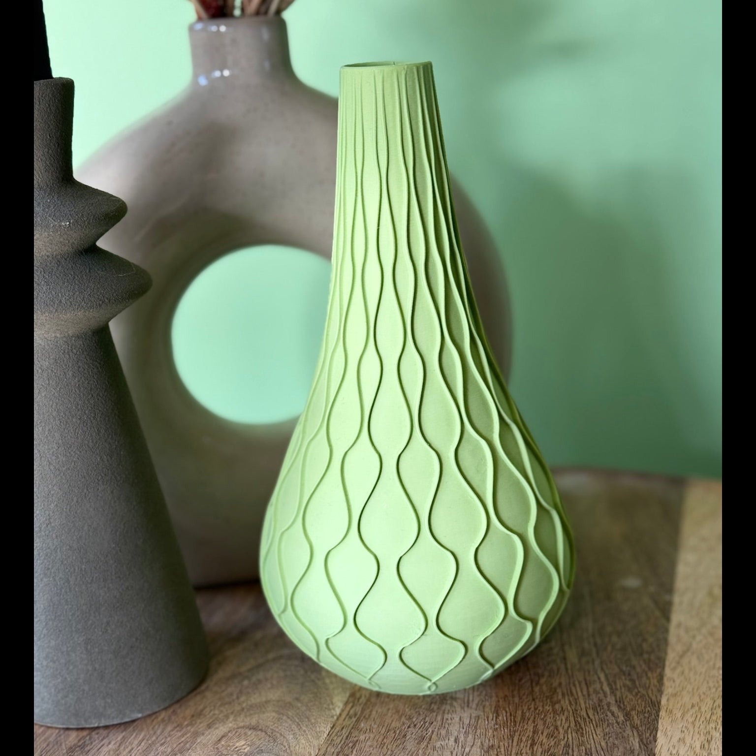 Vaas ‘Leavy Lines’